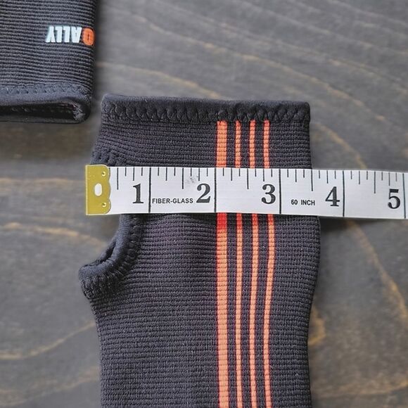 NWT NeoAlly® Wrist & Forearm Compression Sleeves Pair size S - Picture 12 of 14